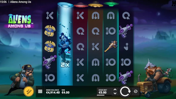 Aliens Among Us Base Game Screenshot – Showing Features