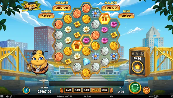 Honey Rush Black and Yellow Base Game Screenshot – Showing Features